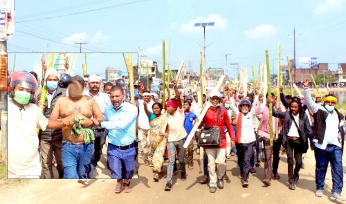 सीके राउतका १३ कार्यकर्ता पक्राउ