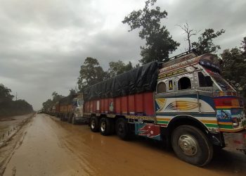 मंगलबार राती देखि अवरुद्ध पुर्व पश्चिम महेन्द्र राजमार्ग अझै सन्चालनमा आएन