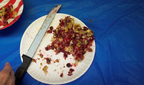 वर्सेनि १५ कराेड मानिसलाई पुग्‍ने खानेकुरा फाल्छ अमेरिका