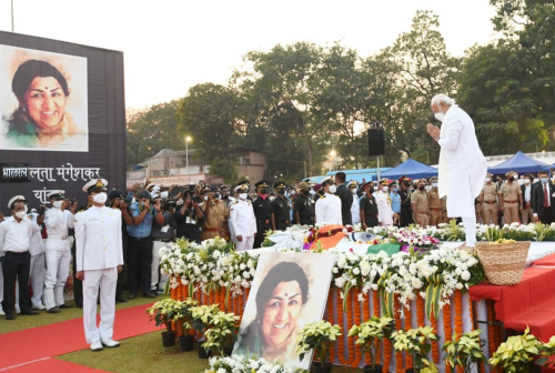 यस्तो रह्यो लताको जीवन, बुबाको मृत्युपछि आफैँ लिइन् परिवारको जिम्मेवारी