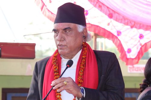 मुख्यमन्त्रीको गुनासो : संघीय सरकारले संविधान अनुसार अधिकार दिन कन्जुस्याइँ गर्‍यो