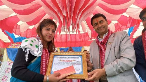 राधा क्यान्सर सचेतना तथा हिंसाविरुद्वको राष्ट्रिय पत्रकारिता पुरस्कार चितवनकी  ज्योतिलाई