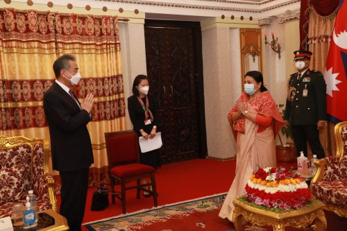 राष्ट्रपति र चिनियाँ विदेशमन्त्रीबीच भेटवार्ता (फोटोफिचर)