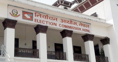 मतपत्रमा चुनाव चिह्नको रंगले मतमा प्रभाव पर्छ ?