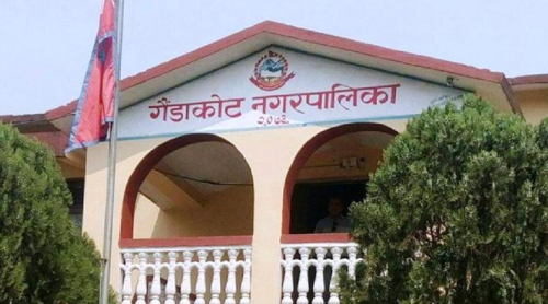 गैंडाकोटमा एमालेबाट नगरप्रमुखमा वर्तमान नगरप्रमुख पौडेल सहित ६ जनाको दाबी