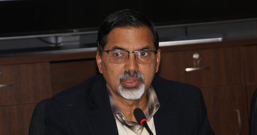 अर्थमन्त्री परिवर्तन गर्न गठबन्धनमा कांग्रेस प्रस्ताव– माओवादीमा आन्तरिक छलफल