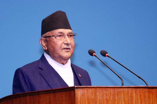 संसद्मा ओलीको तीन घण्टा
