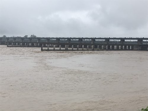 नारायणीमा पानीको सतह दोब्बर : गैंडाकोटदेखि त्रिवेणीधामसम्मका कैयौं बस्ती डुबान र कटानको जोखिममा