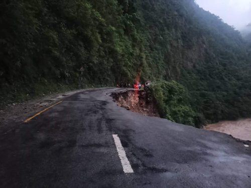चार दिनपछि आँबुखैरेनी सडक दुईतर्फी सञ्चालन