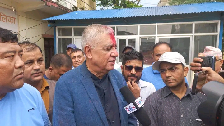 म प्रधानमन्त्रीको दाबेदार हुँ : डाक्टर कोइराला