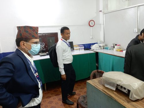 नवलपुरमा मापदण्ड विपरित मेडिकल र फर्मेसी सञ्चालन