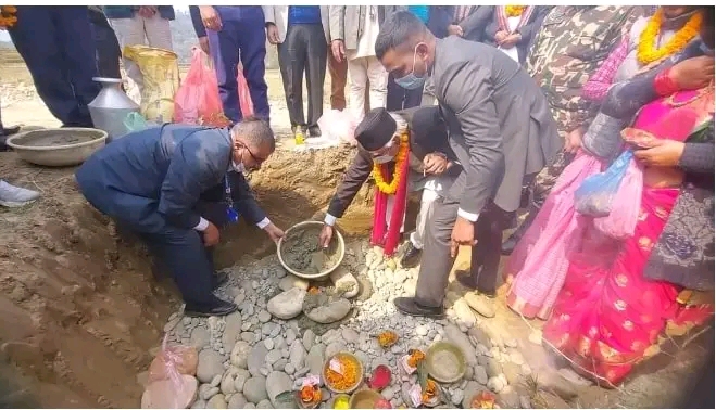 नवलपुरलाई पोखरासँग जोडने सडकको भौतिक प्रगति  ८ प्रतिशत