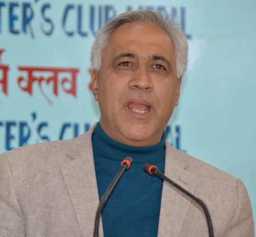 सांसद भण्डारीको भेन्टिलेटर हटाइयो