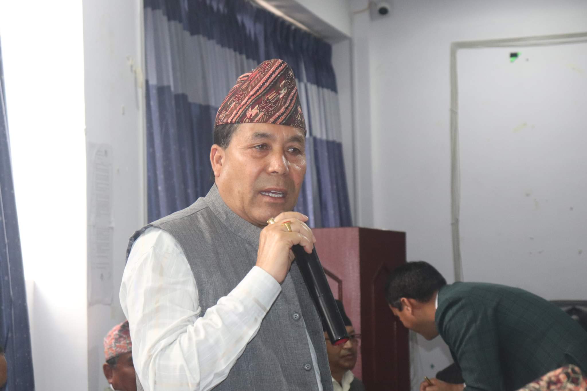 प्राकृतिक प्रकोपका सम्भावित घटना प्रति सचेत हुन जरुरी : सांसद कार्की