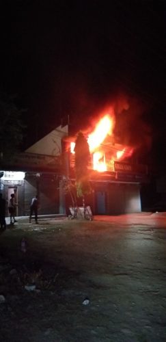 अविनाश ह्याचरीको गोदाम घरमा आगलागी, दुई करोडभन्दा बढीको क्षति