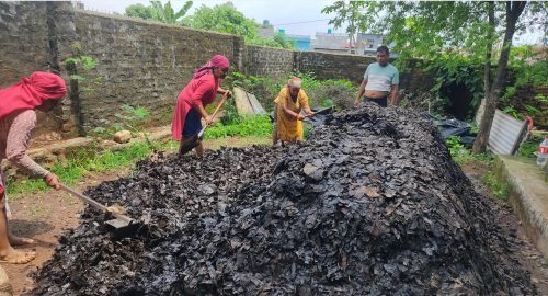 फोहरबाट मल उत्पादन गर्दै मध्यविन्दु नगरपालिका
