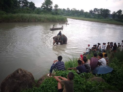 माछा मार्ने क्रममा नारायणीमा डुबेर बेपत्ता पुलामीको शव फेला