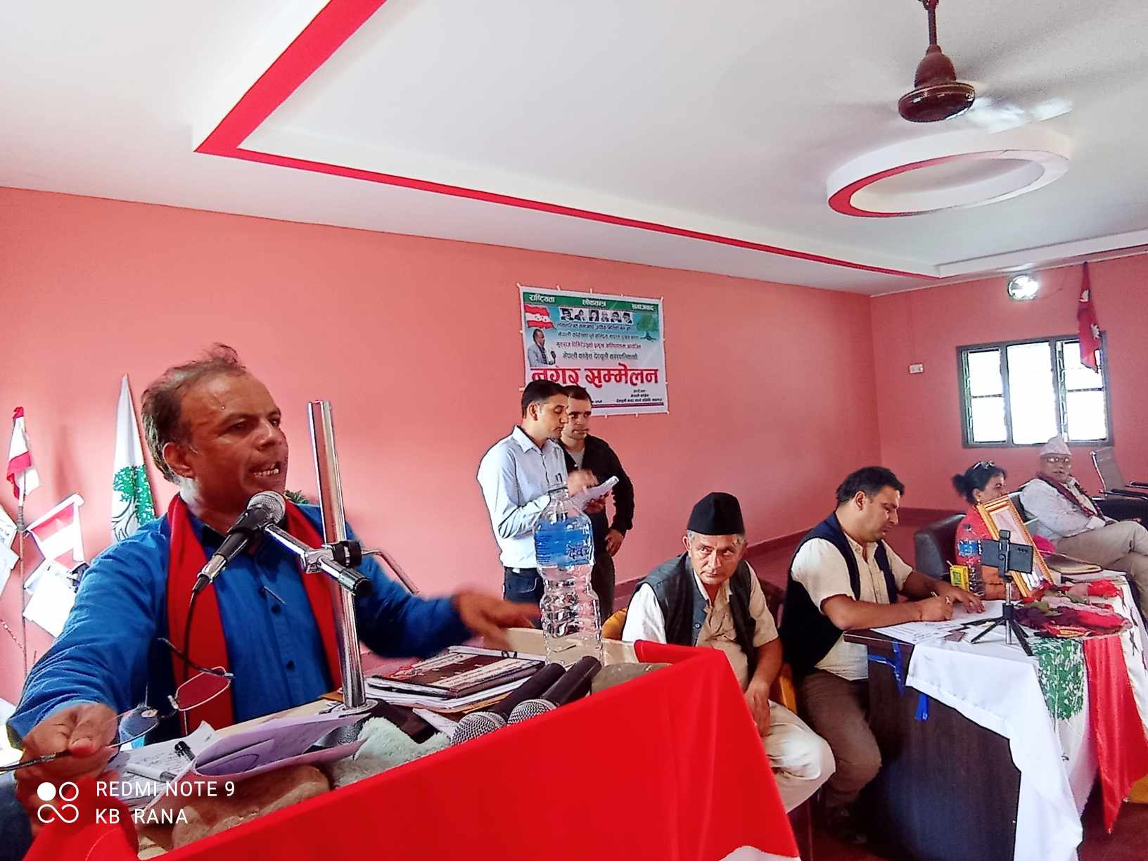 जनप्रतिनिधिलाई गुरुराजको प्रश्न : बालेन जस्तै उदाहरणिय बन्न किन सक्नुभएन  ?