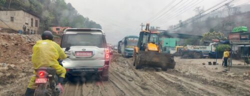 दाउन्ने सडक खण्डको यात्रा सधैं पिरलो