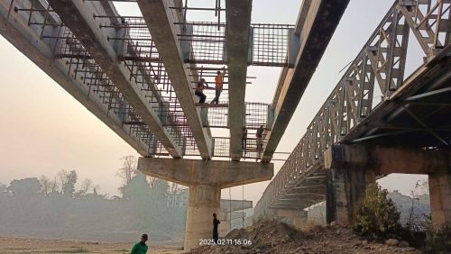 दुम्किबासमा भासिएको पुलको विकल्पमा नयाँ पुल वर्षा अगाडीनै बन्ने