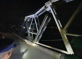 चोरमारा पुल अपडेट,  यात्रुले रात सडकमै कटाउनु पर्ने, तत्काल डाईभर्सन बनाउने सम्भावना छैन : प्रजिअ पाण्डे