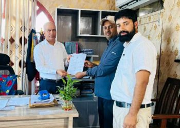 विभिन्न मागसहित प्रेस सेन्टर नेपाल नवलपुरद्वारा संचारमन्त्रीलाई ज्ञापनपत्र