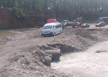 खोलामा ह्युम पाइप राखेर बुटवल–नारायणगढ सडकमा यातायात चलाइयो