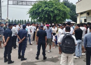 झ्यापझ्याप बिजुली काटिएपछि विद्युत् प्राधिकरण कावासोती घेराउ