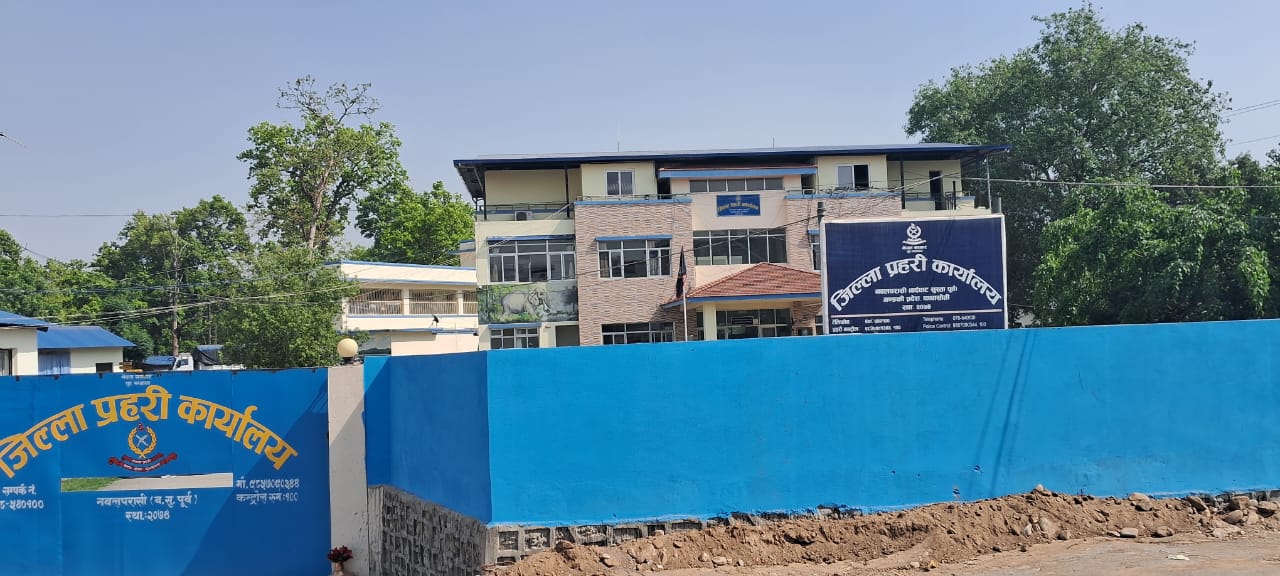 नवलपुरमा सुन चोरी गर्ने र चोरीको सुन खरिद गर्ने पक्राउ