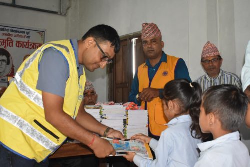 भाग्योदयका संस्थापक प्रअ अधिकारीको ३०औँ स्मृति दिवसमा शैक्षिक सामग्री वितरण