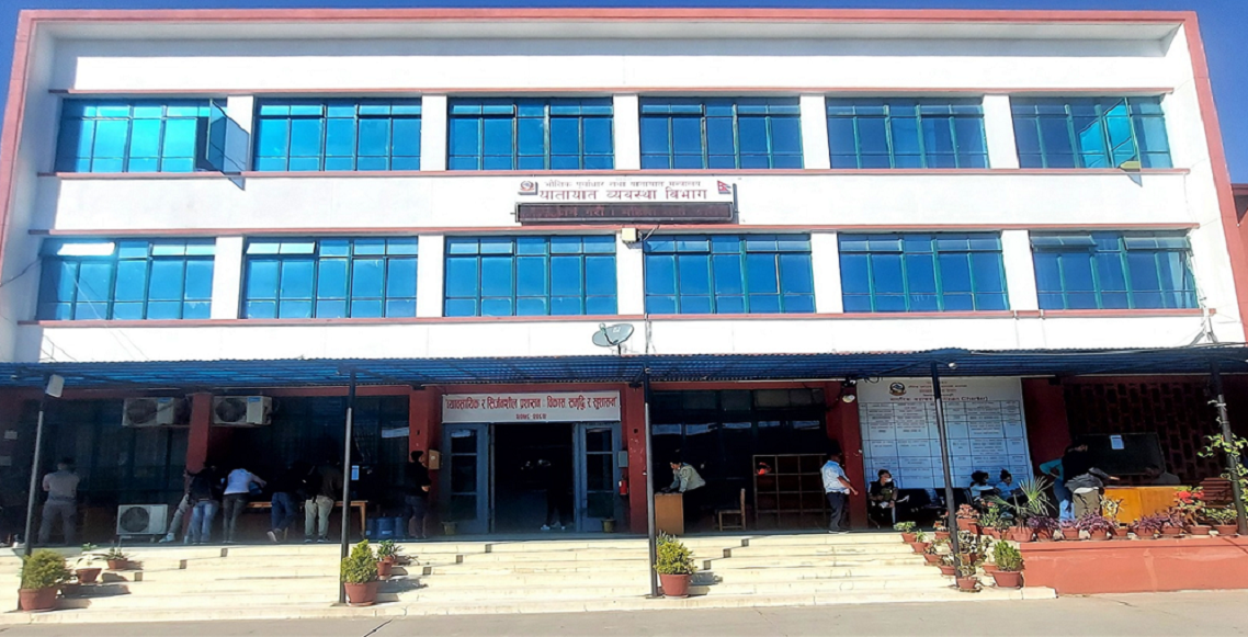 असोज १ देखि सवारी साधनमा इम्बोस्ड नम्बर अनिवार्य, कति लाग्छ खर्च?