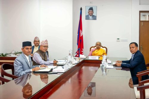 सांसद्, स्थानीय तह र पदाधिकारीका स्वकीय सुविधा खारेज