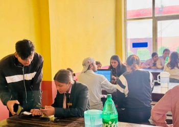 देवदहमा मतदाता नामावली दर्ता सहजिकरण गर्दै युवाहरु, १५ सय भन्दा बढीले लिए सेवा