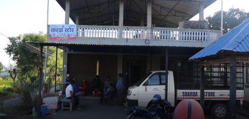 कावासोतीको एक घरमा ७ जनालाई ६ घण्टा बन्धक बनाएर चोरी