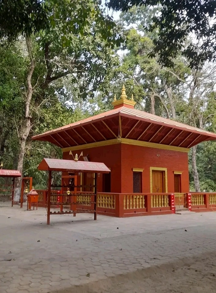 ओझेलमा वाल्मिकी आश्रम