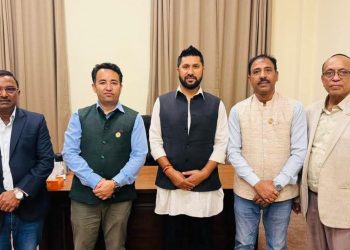 कांग्रेसका दुई नेता रास्वपामा