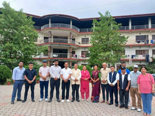 गण्डकी प्रदेश सभा सभामुख र उपसभामुखद्वारा रजहरको प्राकृतिक चिकित्सालय अवलोकन