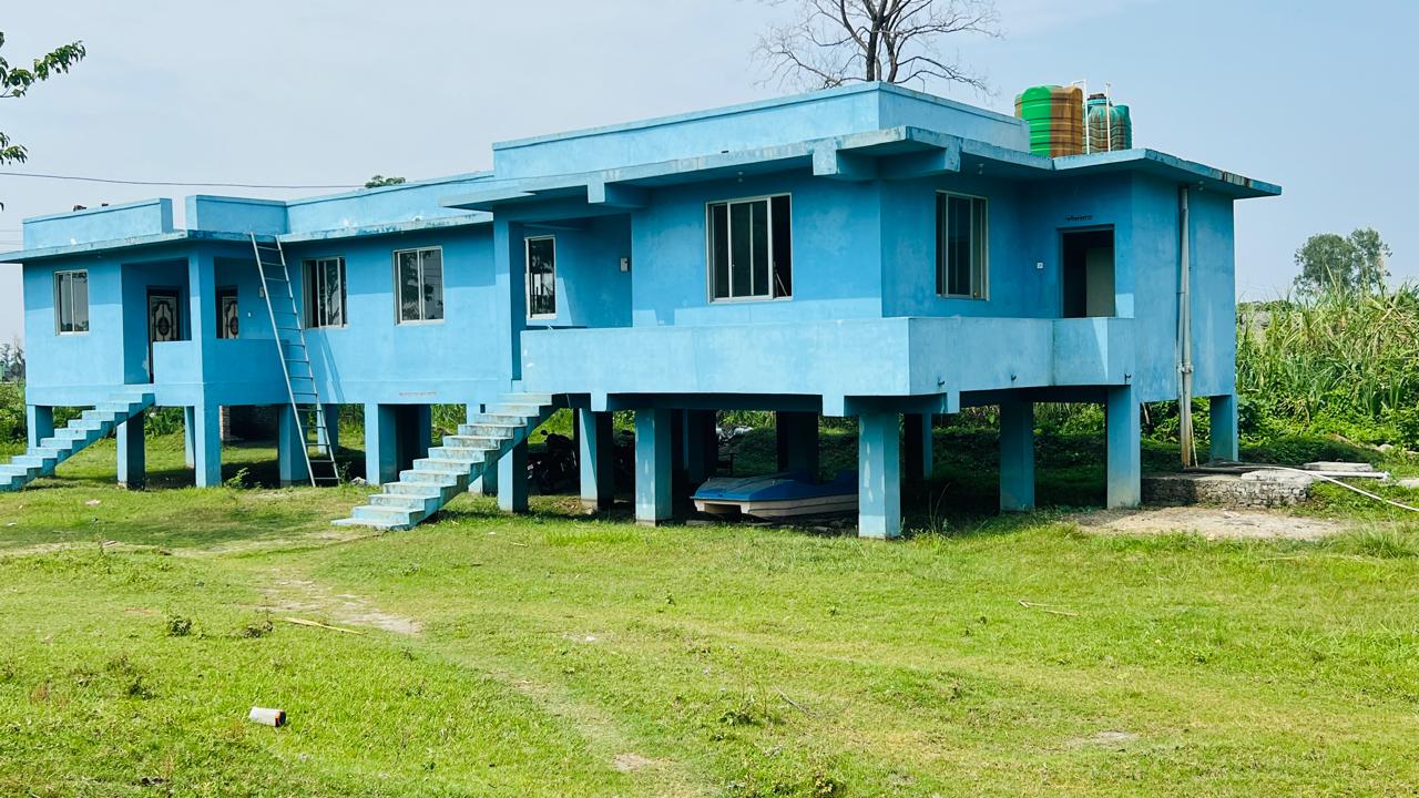 सुस्तामा प्रहरीलाई नै सास्ती
