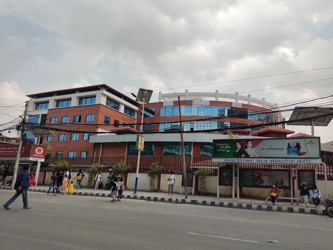 महानगर प्रहरीले बाइकमा ह्वील लक लगाएपछि युवकले शरीरमा आगो लगाए
